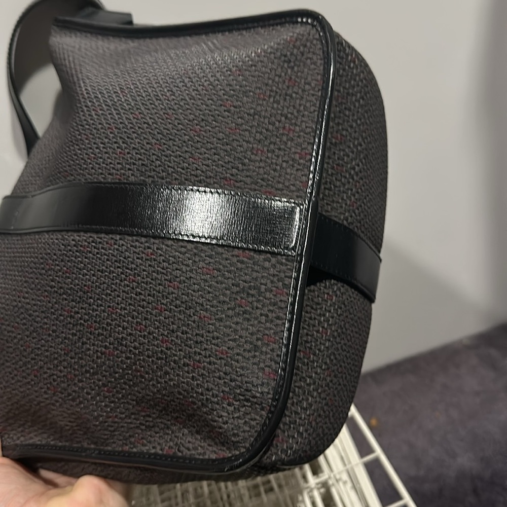 YSL crossbody.  Excellent used condition! - Picture 7 of 17